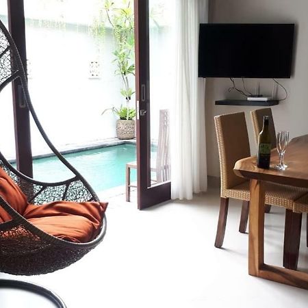 Villa Reisya นูซาดูอา ภายนอก รูปภาพ